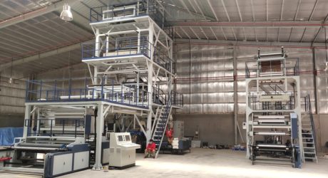 沙特阿拉伯，三層ABC1800吹膜機(jī)和單層1000吹膜機(jī)，用于尿布和紙巾外包裝袋等