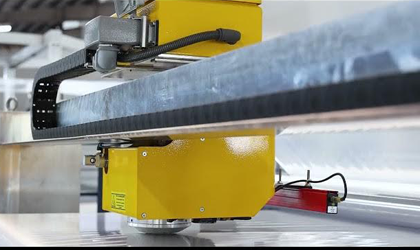 七層非對稱阻隔膜吹膜機